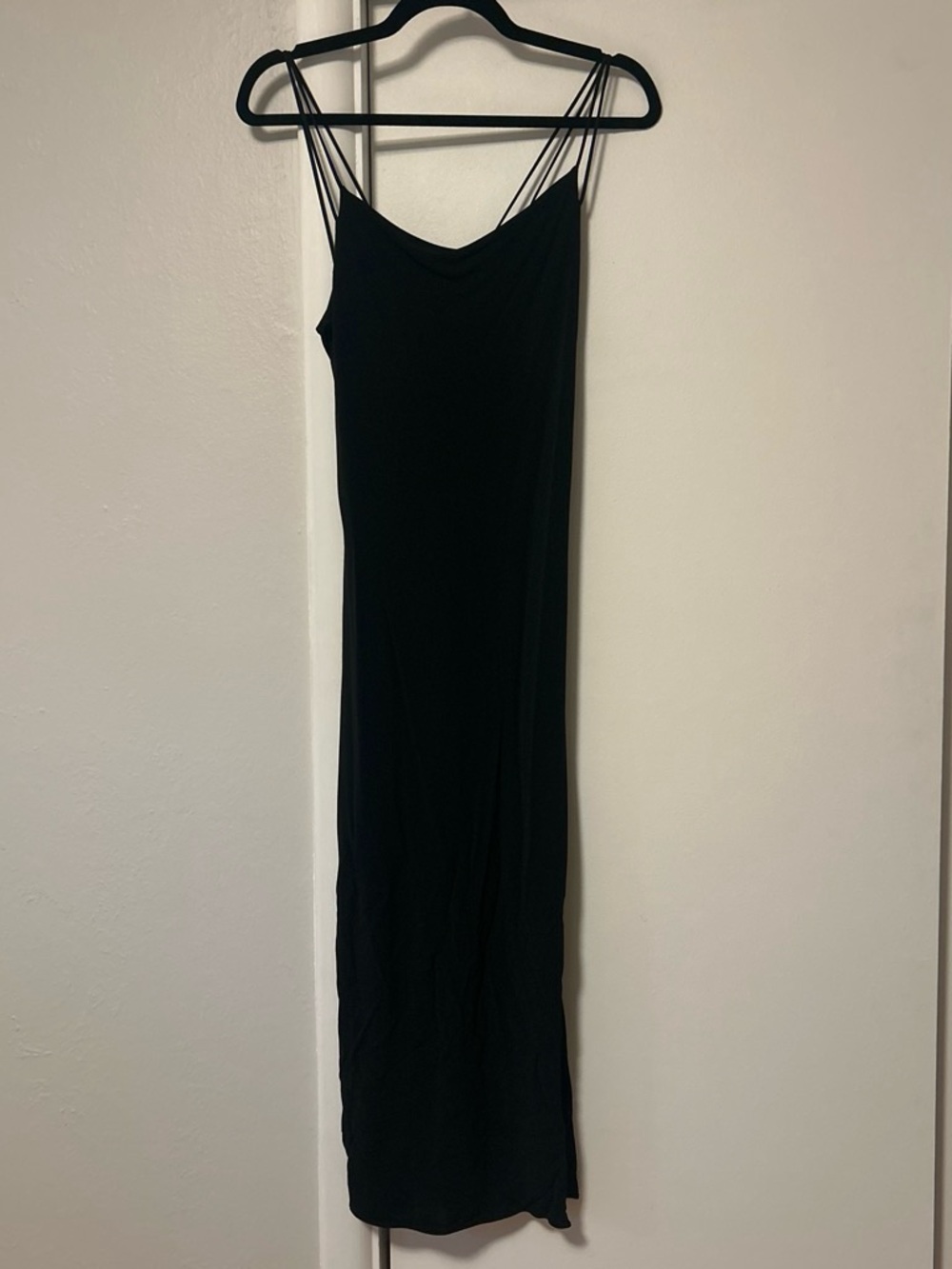 Black Slip midi Dress with crossing Straps